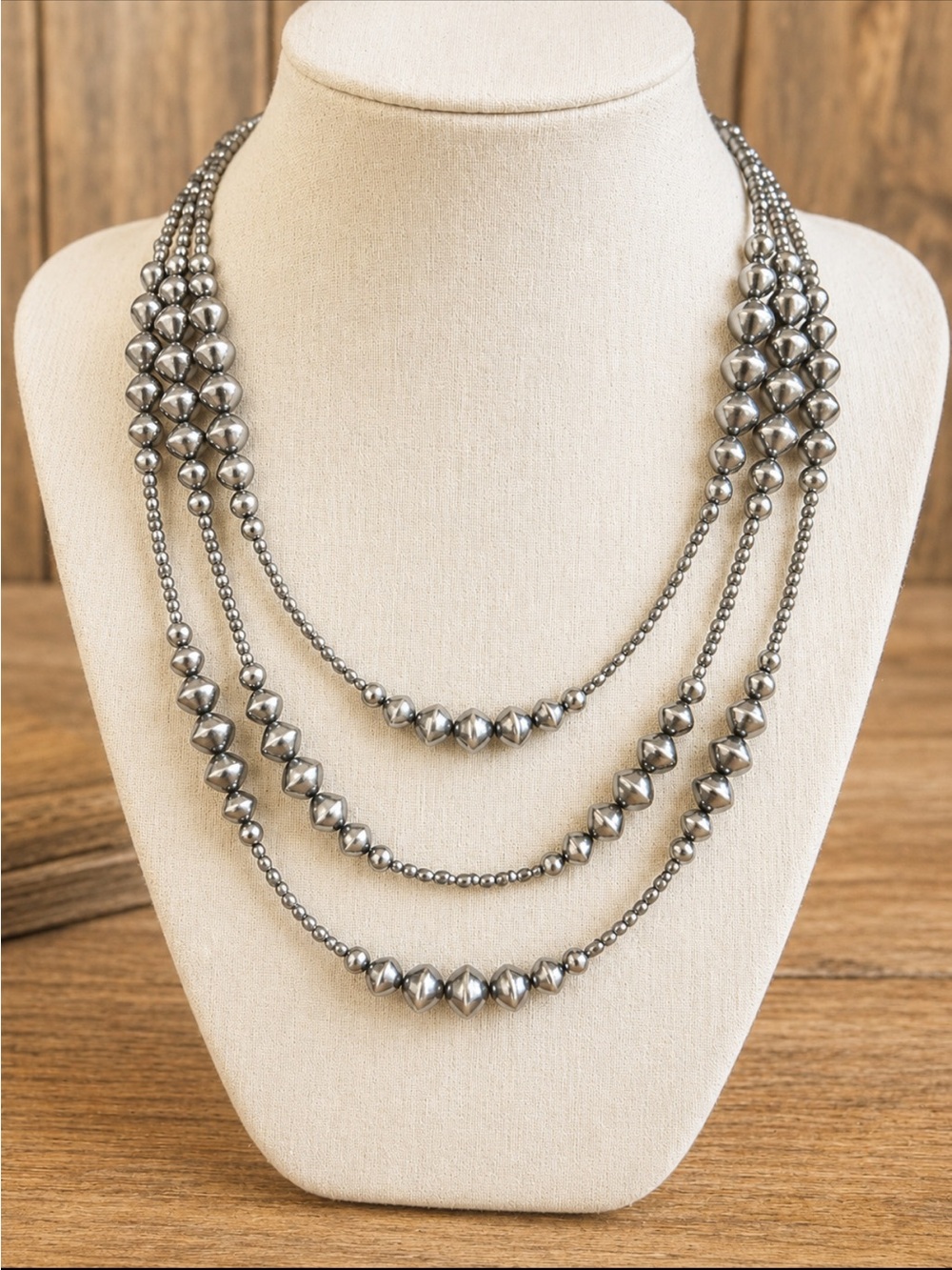 Tipi Western 3 Layered Navajo Pearl Style Necklace NWT